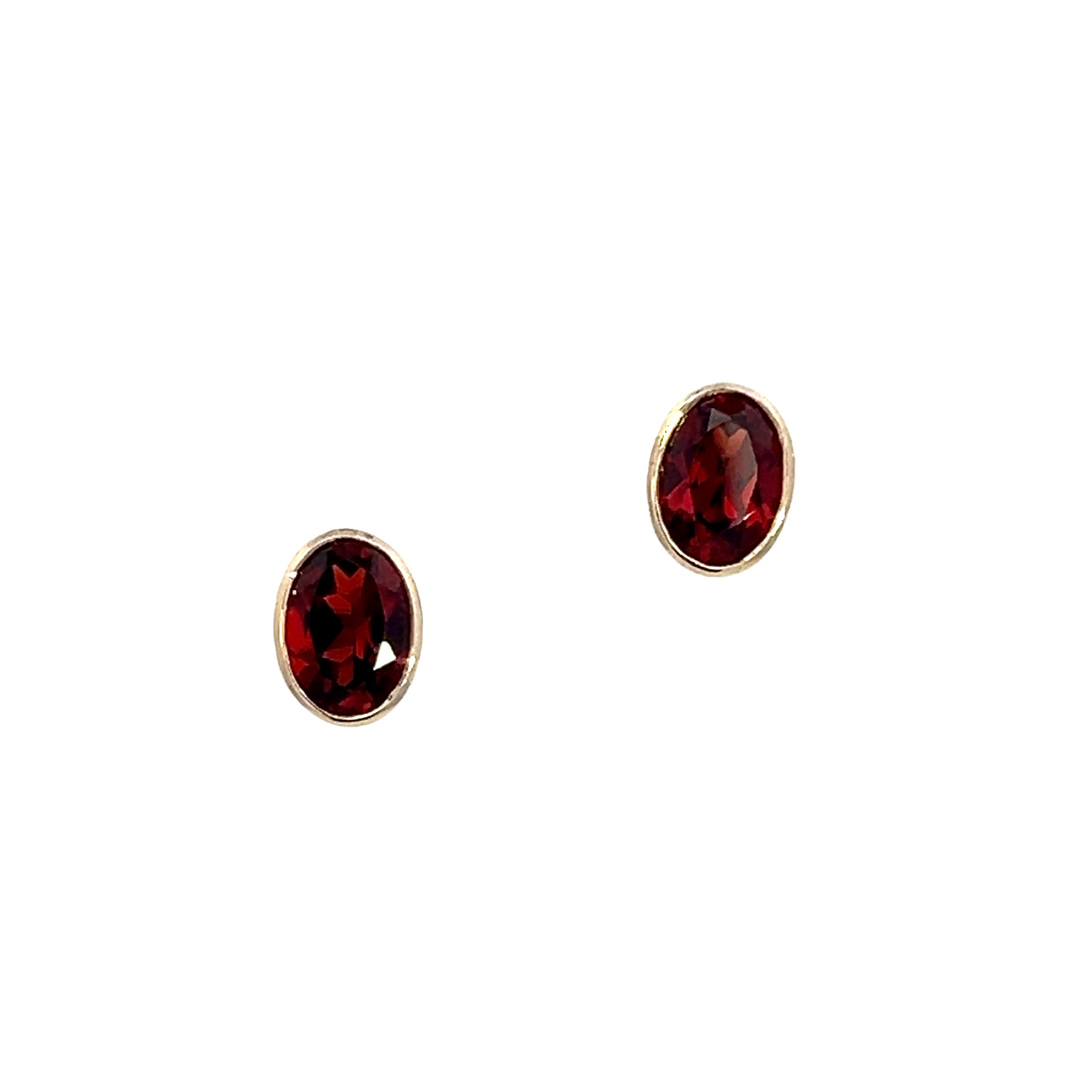 9 Carat Yellow Gold and Garnet Stiuds